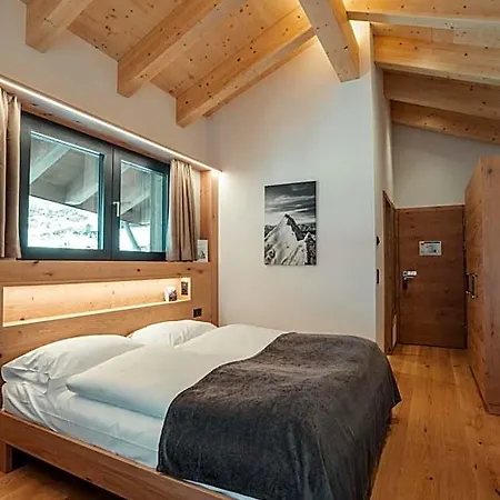 Porta Cervino - Parking & Dining Hotel