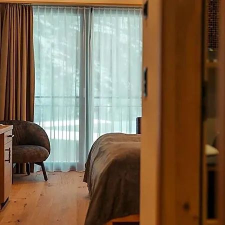 Porta Cervino - Parking & Dining Hotel 4*