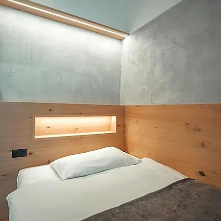 Porta Cervino - Parking & Dining 4* Täsch