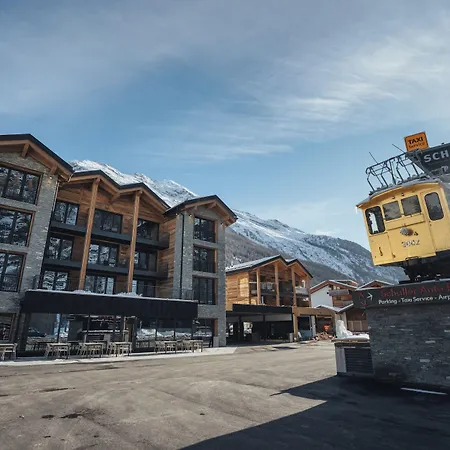 Porta Cervino - Parking & Dining Hotel