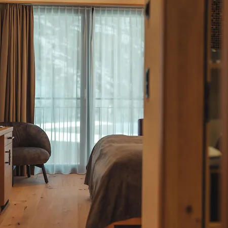 Porta Cervino - Parking & Dining Hotel