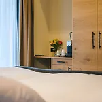 ホテル Porta Cervino 4*